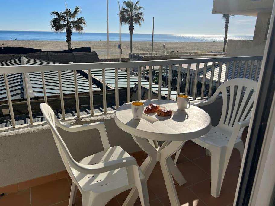 Le Carrousel - Apt Vue Mer - Plage A 10 M - Clim - Wifi Кане-ан-Руссійон Екстер'єр фото